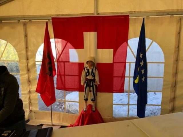 Shqiptarët, shembull i integrimit në Zvicër (FOTO)