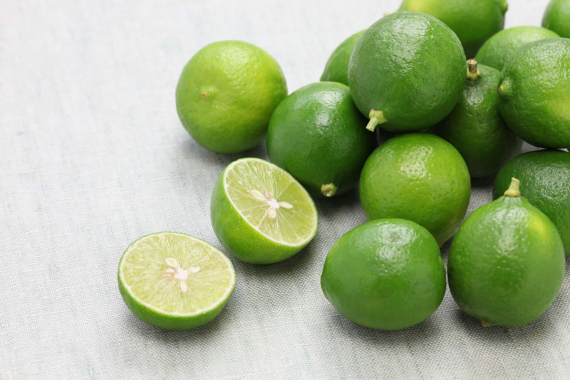 Përfitimet shëndetësore të limonit jeshil