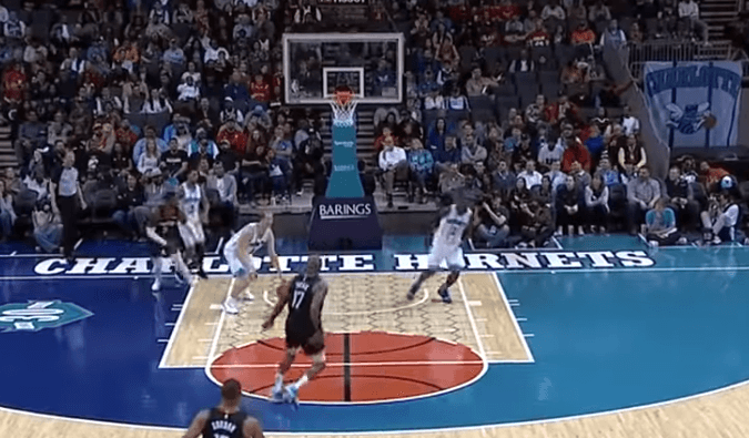 Rockets fitojnë si mysafirë të Hornets (VIDEO)