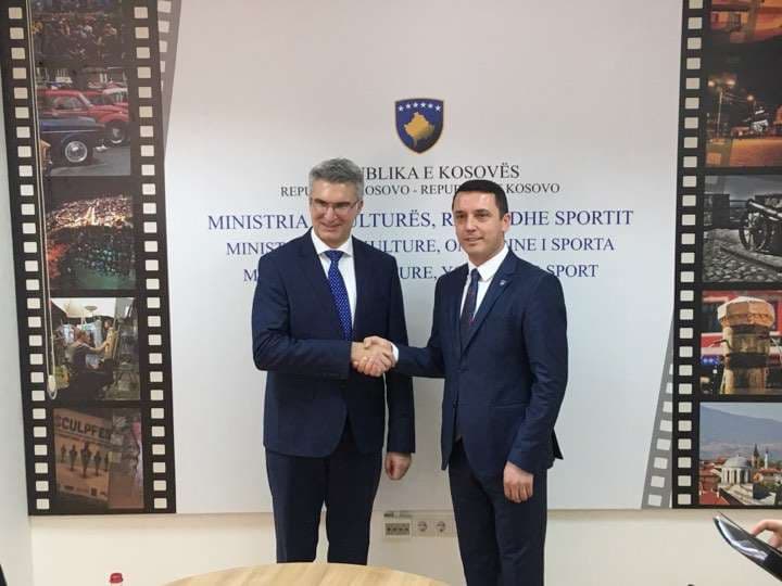 Ministri i Kulturës pret në zyret e MKRS-së në Prizren kryediplomatin e Maltës (FOTO)