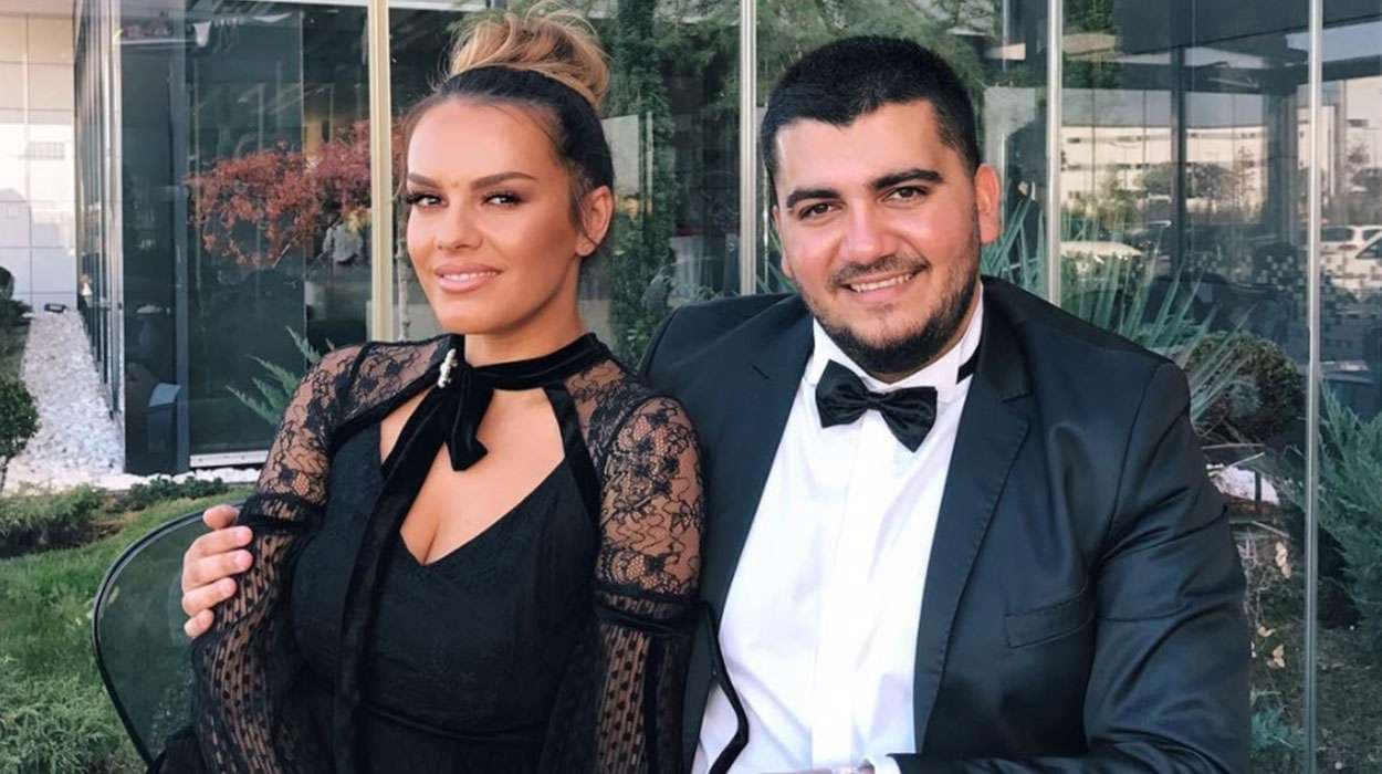 Ermal Fejzullahu i blenë veturë luksoze gruas së tij për Shën Valentin
