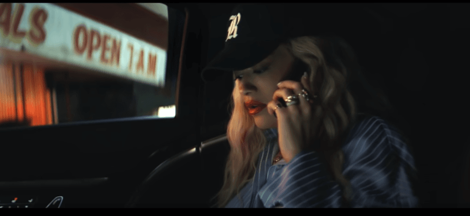 Rita Ora duket e mrekullueshme në këngën e fundit (VIDEO)