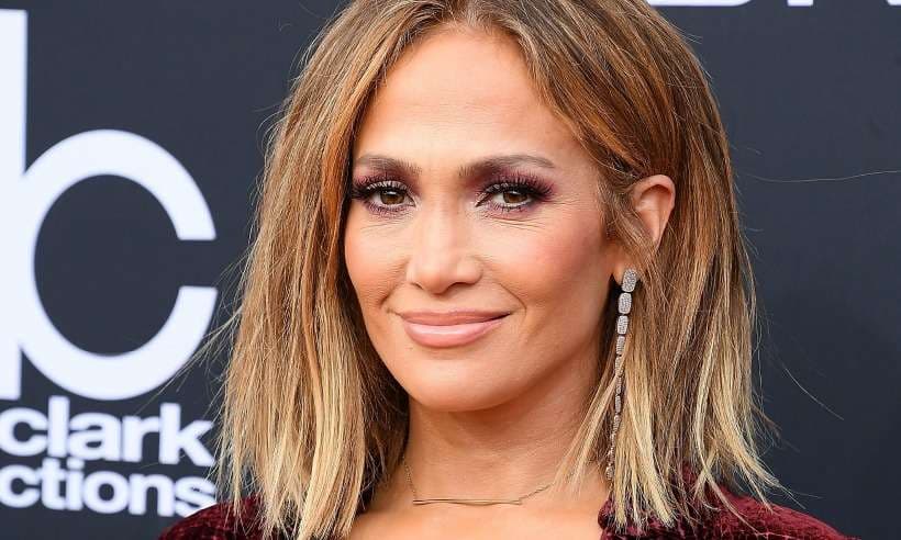Jennifer Lopez del me çantë 100 mijë dollarëshe për pazar