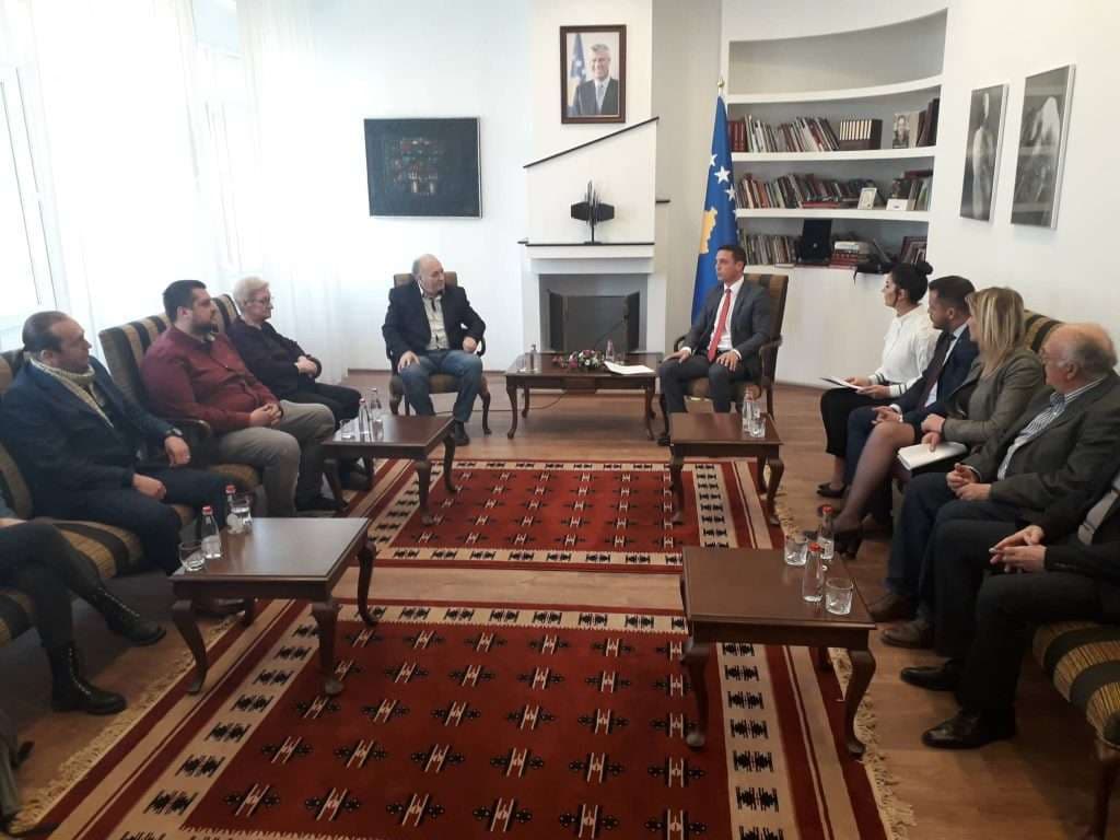 I ndjeri Bekim Lumi, shpallet regjisori më i mirë për vitin 2018 me shfaqjen Post-Mortum