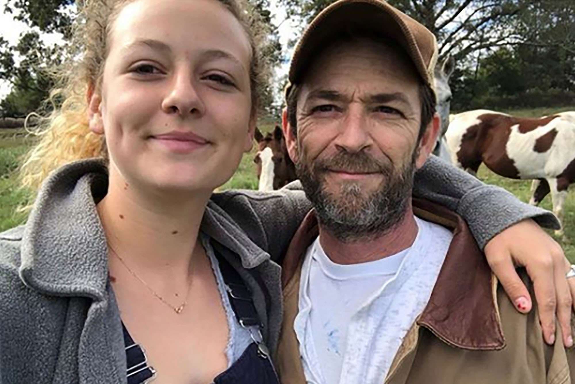 Vajza e Luke Perryt poston një fotografi emocionale me të