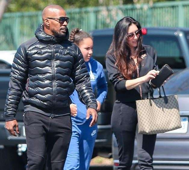 Jamie Foxx shihet me ish të dashurën