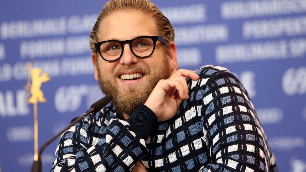 Jonah Hill nuk i ndahet të dashurës (FOTO)