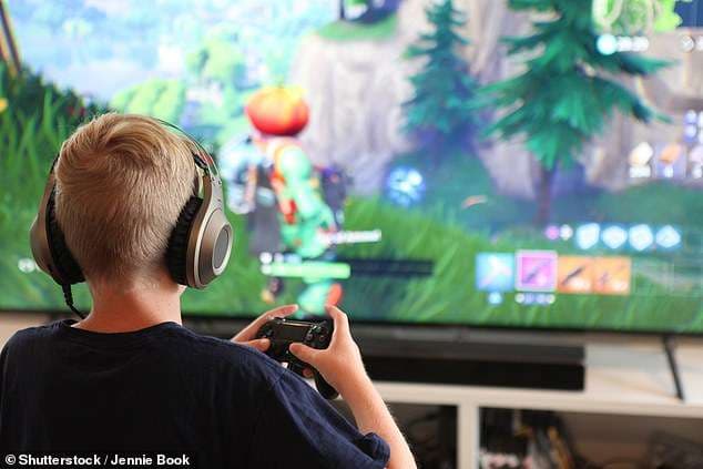 Doktorët paralajmërojnë, Fortnite po ndikon si droga tek fëmijët