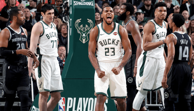Bucks deklason Pistons (VIDEO)