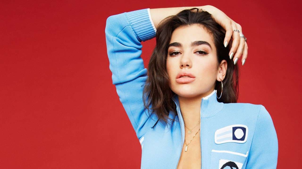 Dua Lipa publikon listen se ku do të performojë këtë vit (FOTO)
