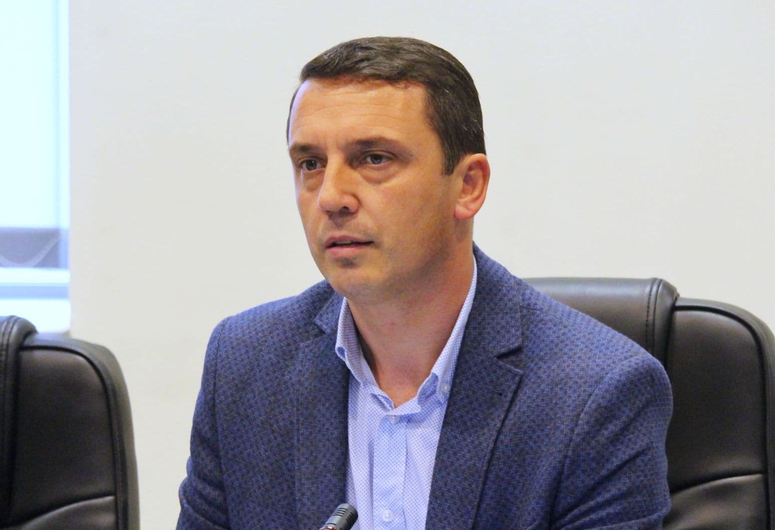 Ministri Kujtim Gashi udhëton në SHBA, pritet thellim i bashkëpunimit në fushën e rinisë