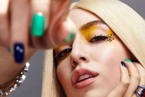 Ava Max shqiptarja tjetër shumë e dëgjuar – 100 milionë klikime në Spotify