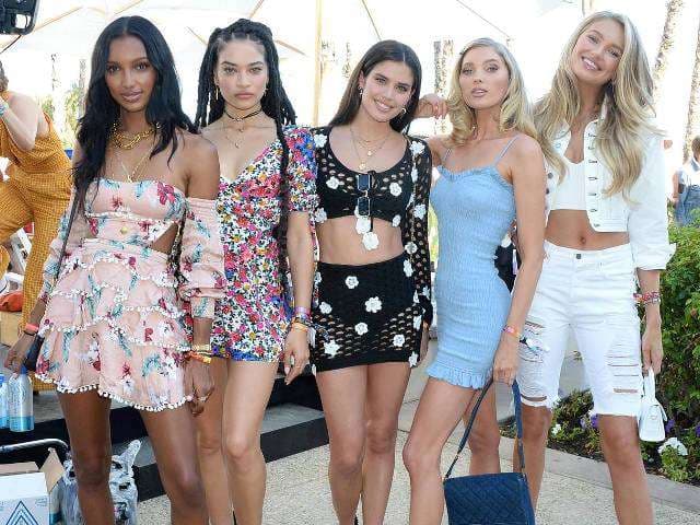 Veshjet më të mira në Coachella 2019 (FOTO)
