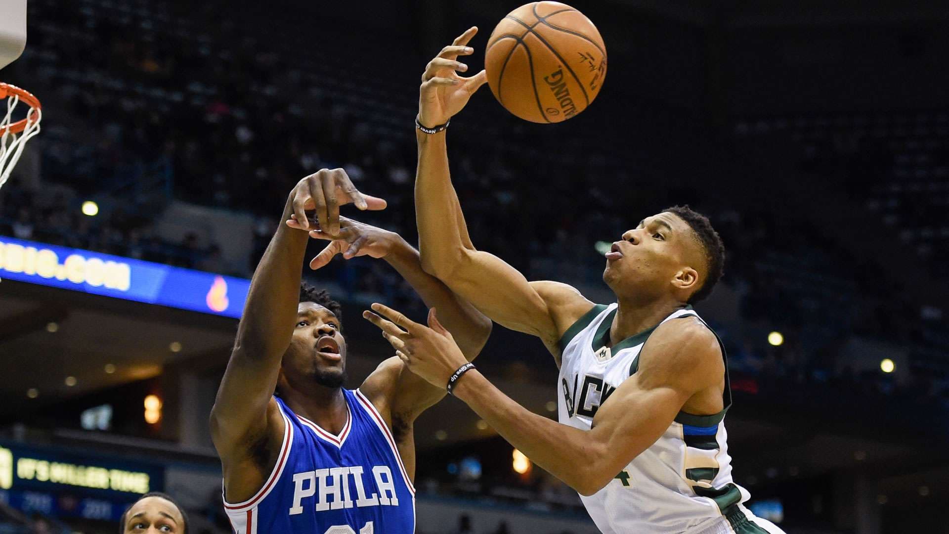 Bucks fitojnë ndaj 76ers (VIDEO)