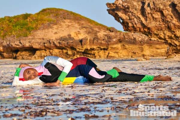 Halima Aden, modelja e parë me hixhab e Sports Illustrated Swimsuit