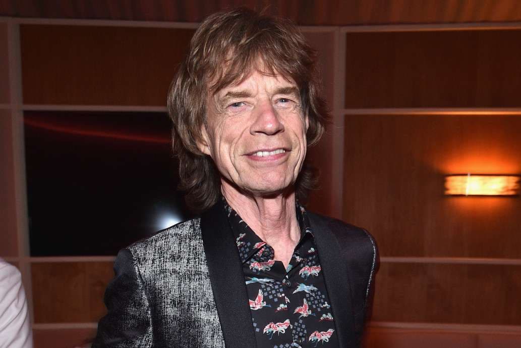 Mick Jagger paraqitet publikisht pas operacionit në zemër (FOTO)