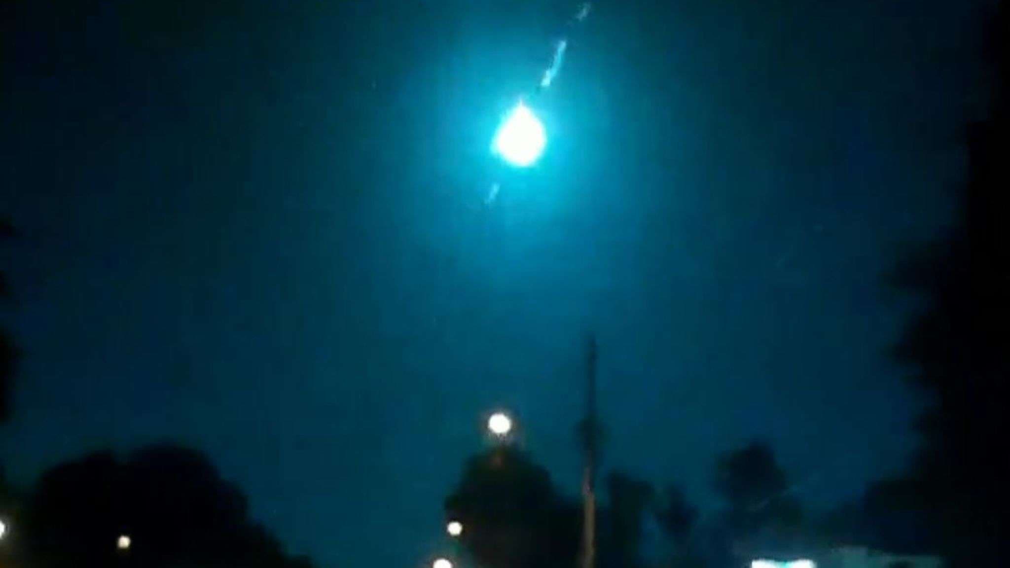 Meteori ndriçon qiellin e Floridës (VIDEO)