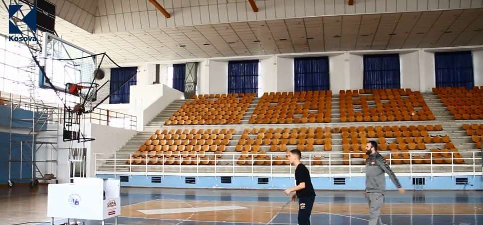Gjilanasit ndërtojnë makinën për kthimin e topave të basketbollit (VIDEO)