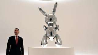 Skulptura e Jeff Kroons shitet për 91 milionë funte, rekord për një artist që ende jeton