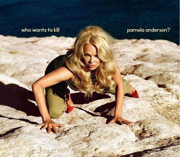 Pamela Anderson pozon për herë të parë për "Vogue"