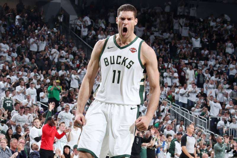Bucks fiton ndeshjen e parë ndaj Raptors (VIDEO)