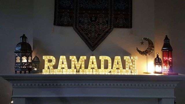 Ide për zbukurimin e shtëpisë me gjëra të vogla për Ramazan (FOTO)