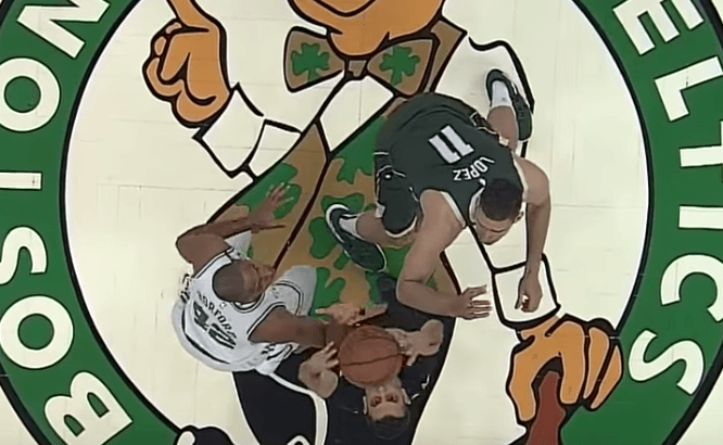 Bucks një hap drejt finales së Lindjes (VIDEO)
