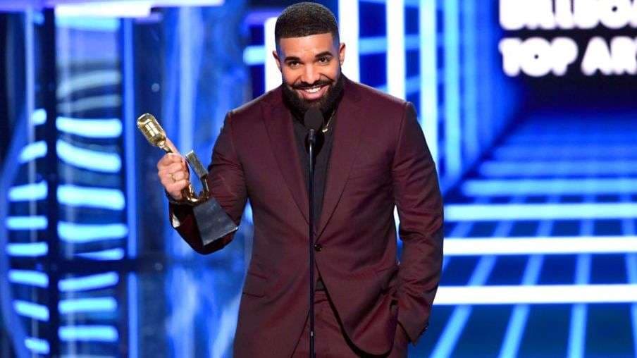 Drake thyen rekord në top - listën e Billboard (VIDEO)