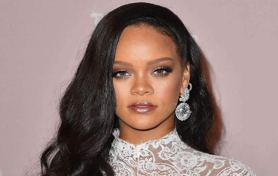 Rihanna jep detaje rreth albumit të ri