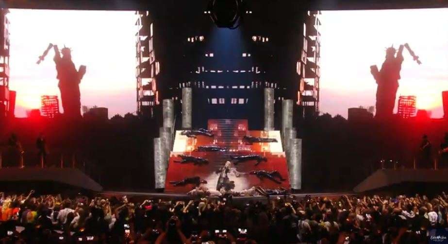 Madonna dhe Quavo performojnë “Future” në Eurovizion (VIDEO)