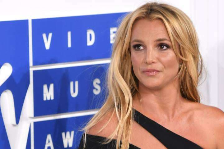 Kur pritet Britney Spears t'i rikthehet skenës pas rehabilitimit?