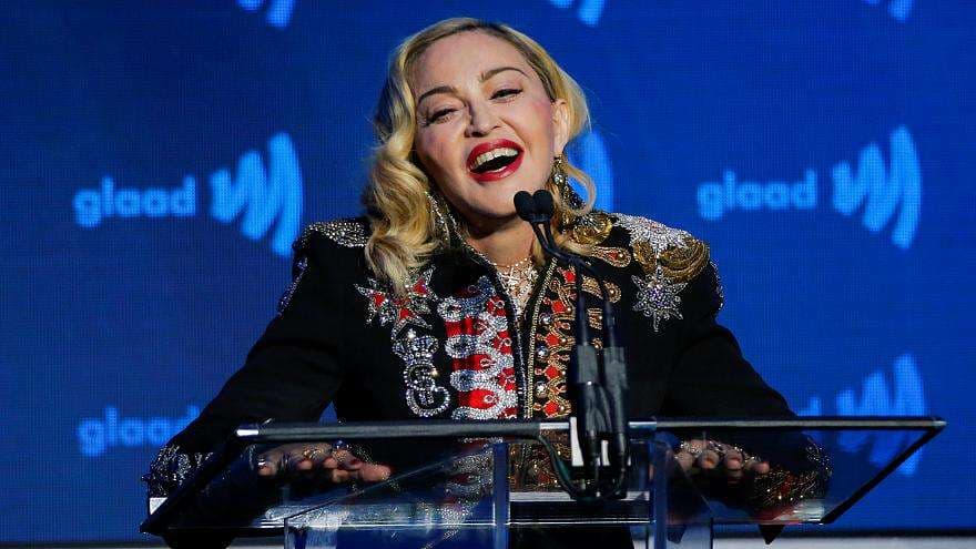 Paraqitja e Madonnas në finalen e Eurovision vihet në dyshim