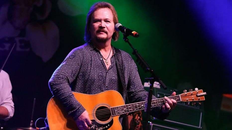 Travis Tritt përfshihet në një aksident fatal