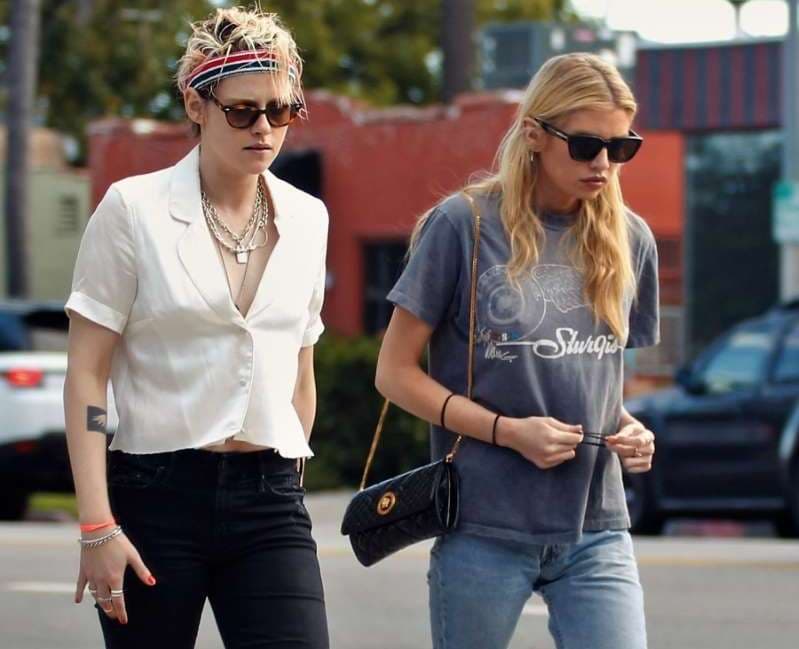 Kristen Stewart ribashkohet me Stella Maxwell