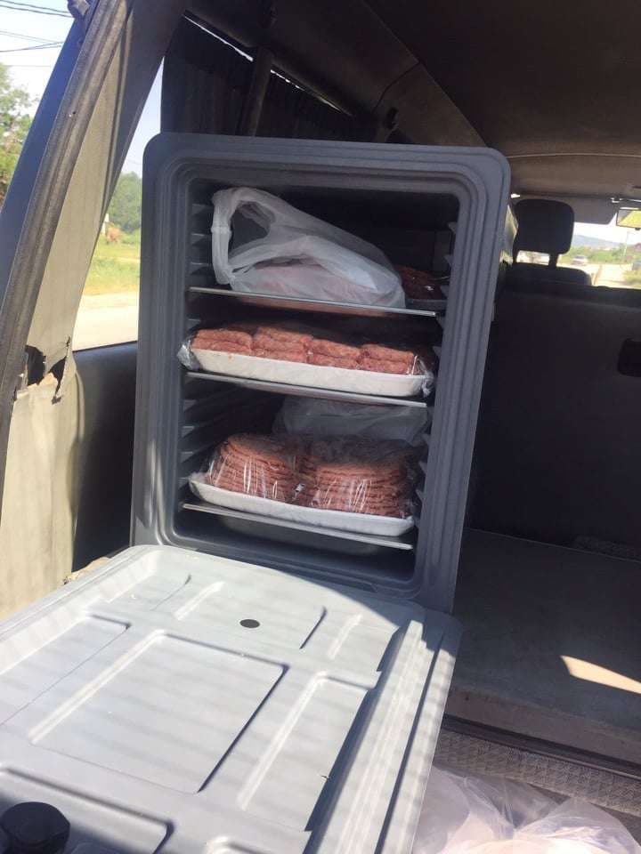 Drenas, konfiskohen produkte të mishit të transportuara në mënyrë ilegale