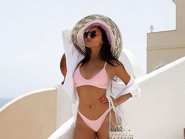 Nicole Scherzinger ekspozon format e trupit në bikini (FOTO)