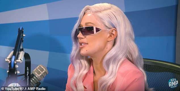 Iggy Azalea po bën këngë me reperen Kash Doll