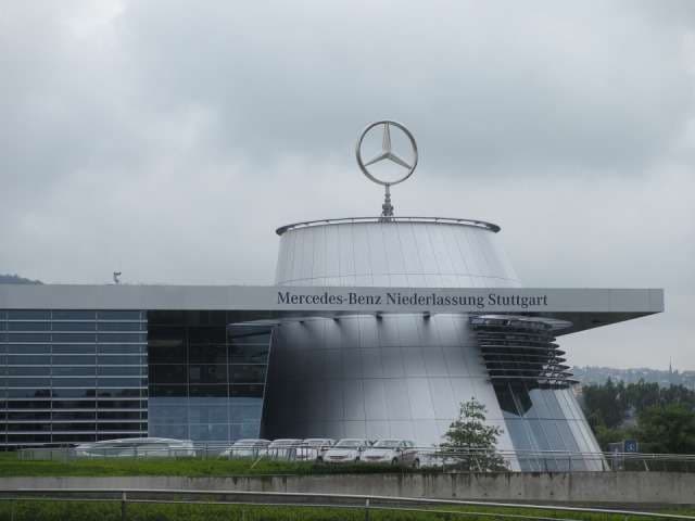Mercedes tërheq 60 mijë vetura nga tregu në Gjermani