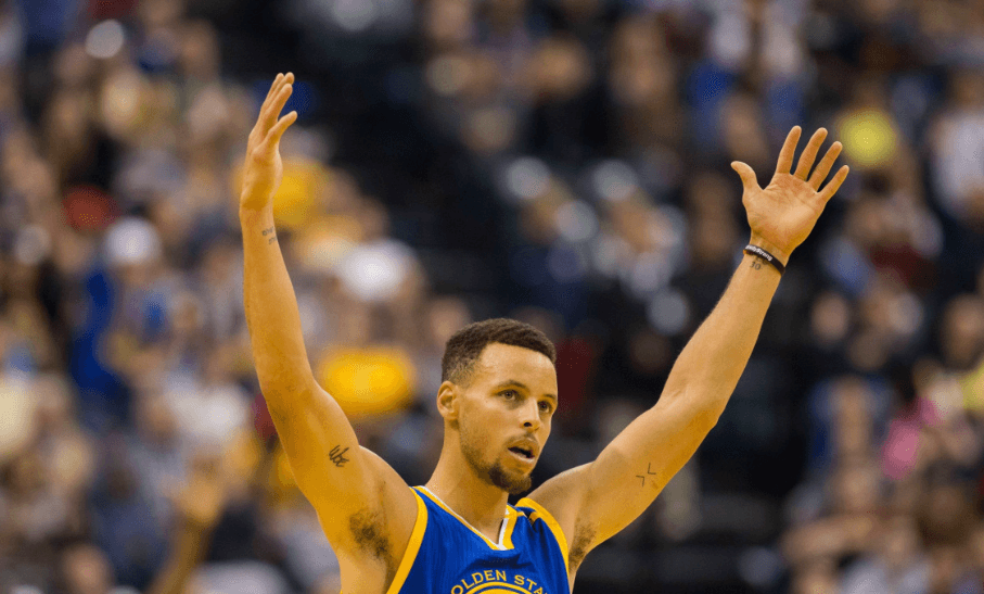 Warriors ngushton epërsinë e Raptors (VIDEO)