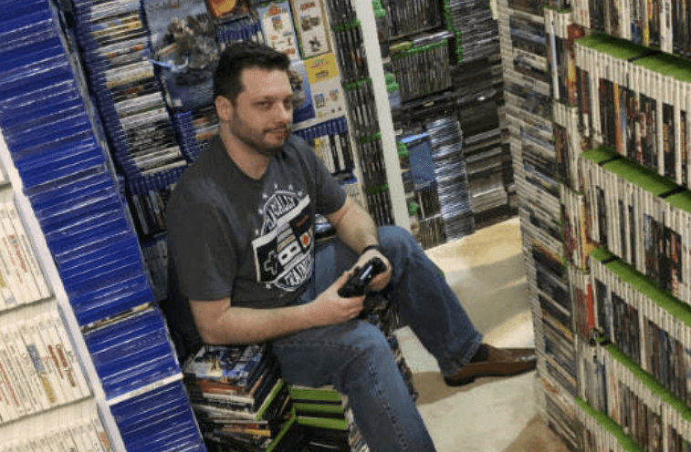 Mban rekordin botëror për koleksionin e videolojërave, ka mbi 20 mijë sosh