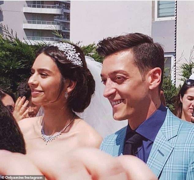 Martohet Mesut Ozil