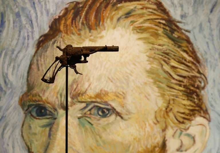 Revolja që ia mori jetën Van Goghut shitet për 162 mijë euro