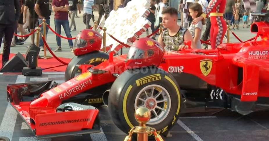 Formula 1 përfundon ekspozimin në Prishtinë (VIDEO)
