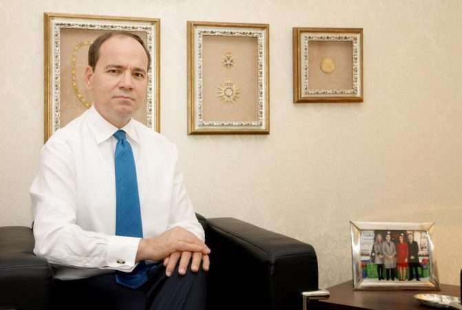 Trupi i pajetë i Bujar Nishanit mbërrin të martën në Shqipëri