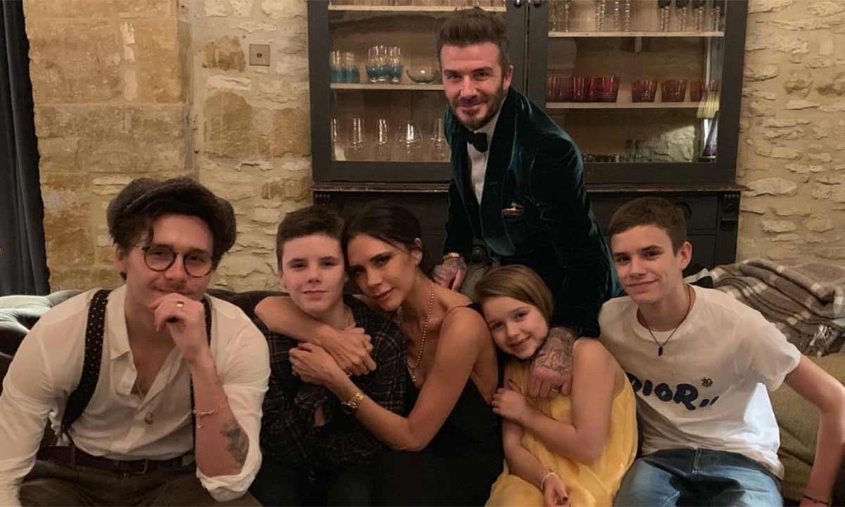 Beckhamët bëjnë pishinë vetëm për pushimet e verës