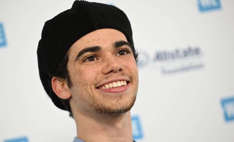 Të famshmit reagojnë pas vdekjes së Cameron Boyce
