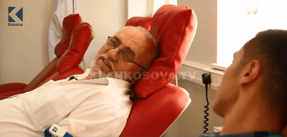 Idriz Pllana, njeriu që dhuroi 125 herë gjak (VIDEO)