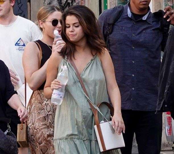 Selena Gomez feston ditëlindjen me një fustan 50 dollarësh