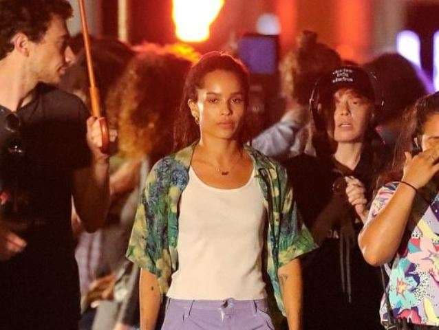 Pas dasmës, Zoe Kravitz i kthehet punës (FOTO)