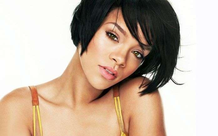 Këtë vjeshtë vishni fustan si të Rihannës (FOTO)